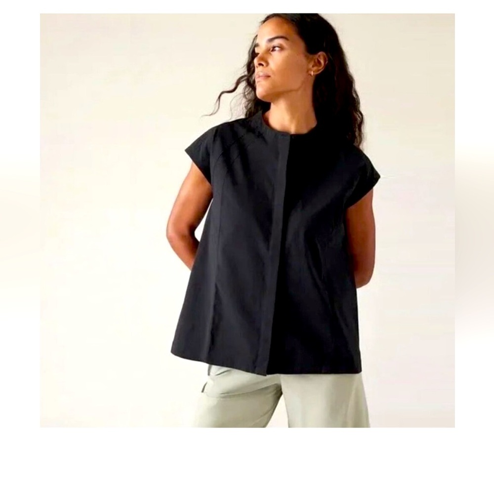 Athleta Small Poplin Black Flowy Top